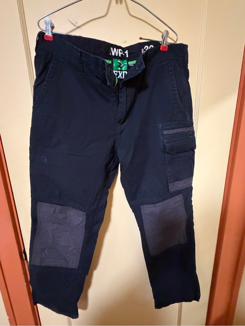 Men's Black Utility Cargo Pants - WP-1
